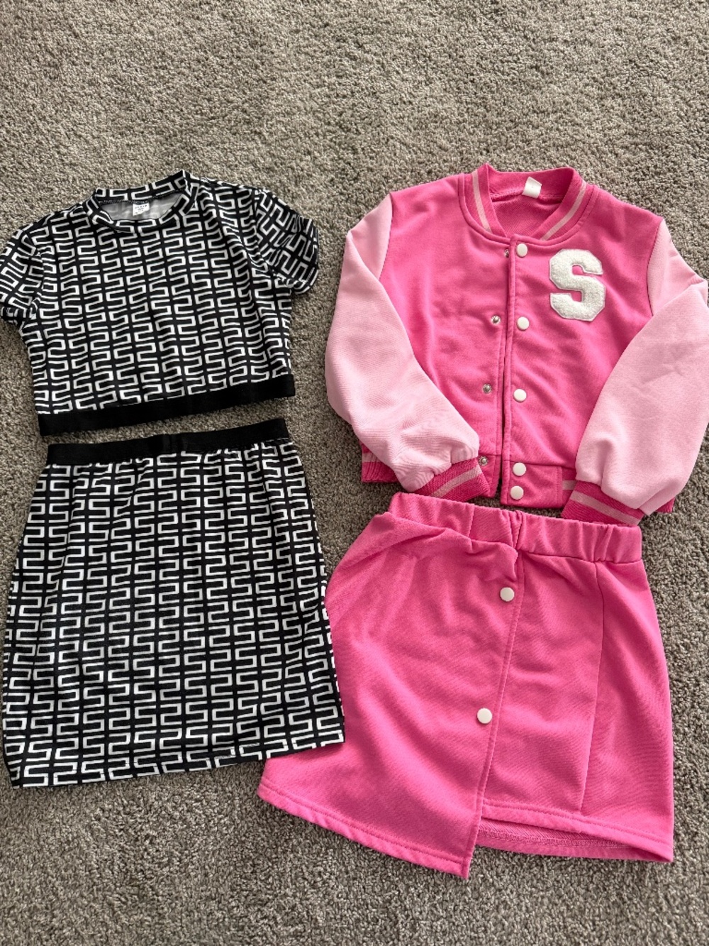 GIRLS MATCHING SETS